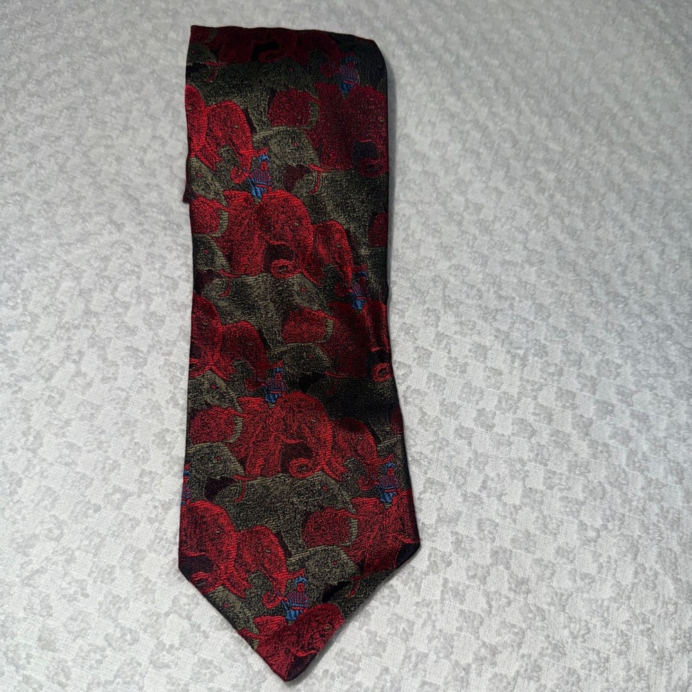 Fendi Red and Green Floral Tie